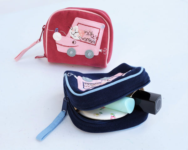 Road-Trip Cosmetic Case