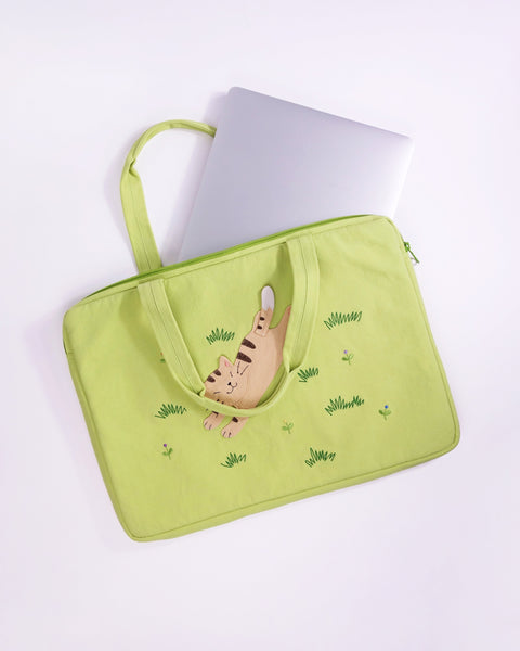 Merry Meadows Laptop Bag 16"