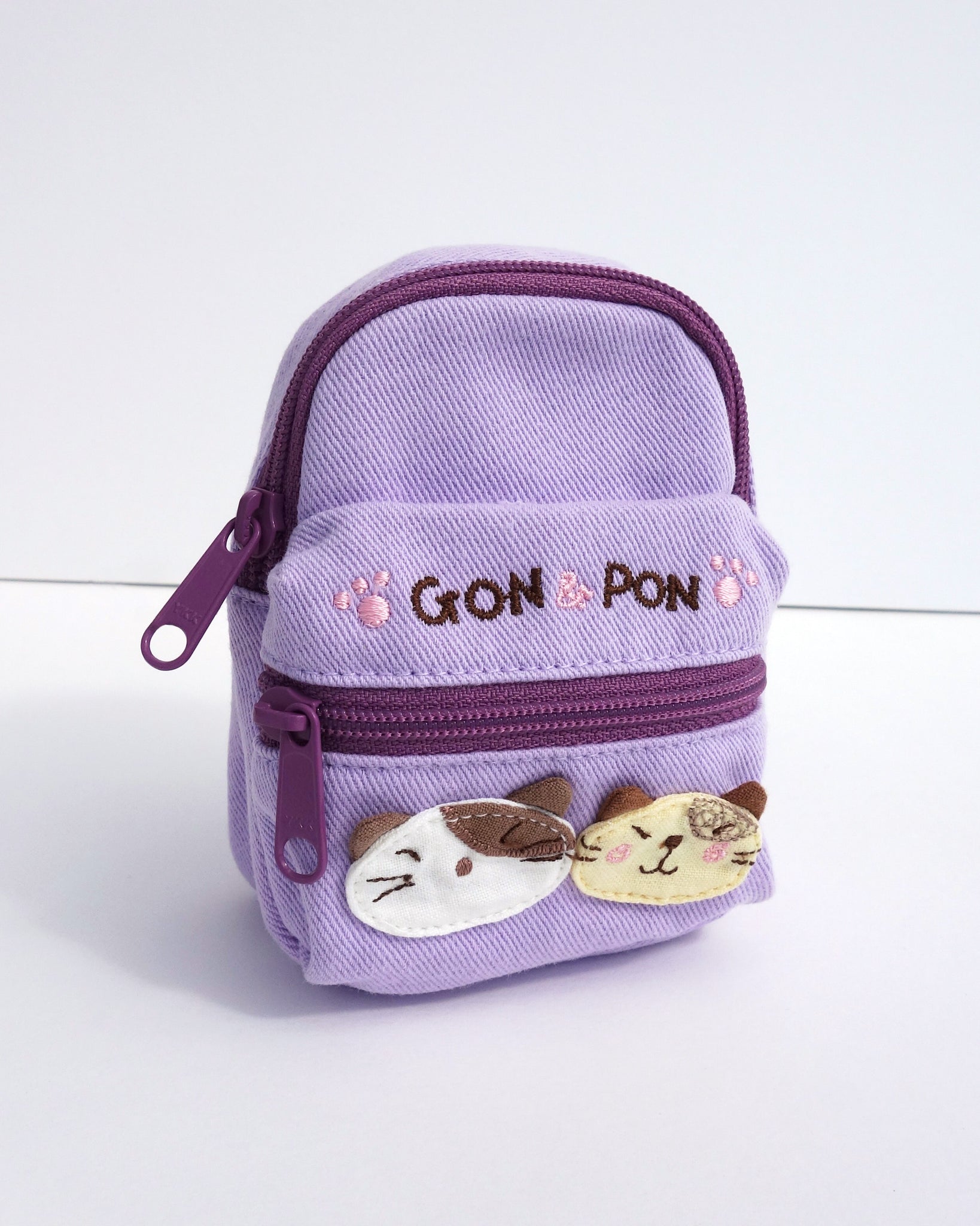 Itty Bitty Backpack Charm – cara cats display picture 1